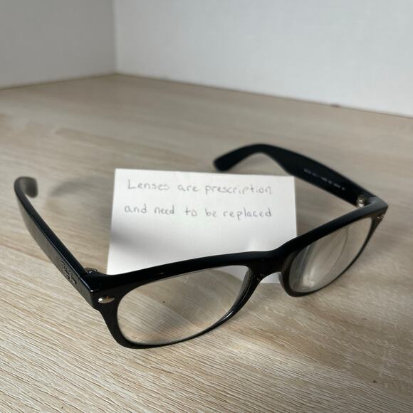 Ray-Ban RB2132 New Wayfarer 901 Sunglasses READ Black FRAME ONLY 52-18 Italy - Picture 1 of 12